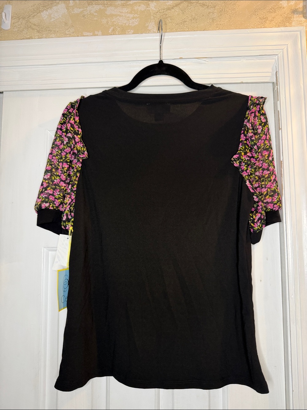 CeCe Black Tee with Pink Floral Ruffle Sleeves - Picture 4 of 5